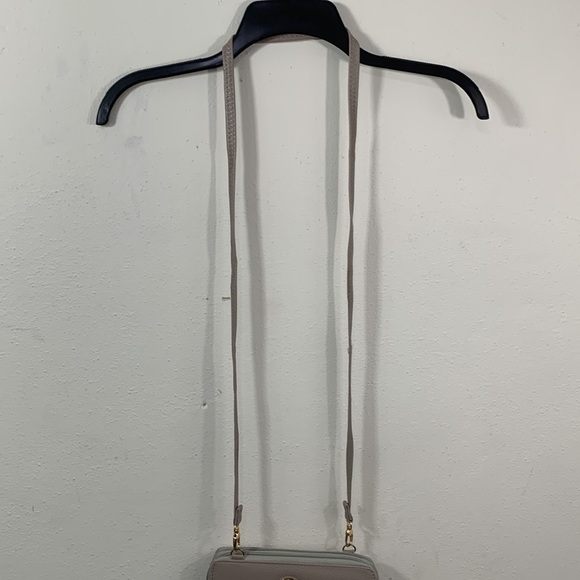 Cee Klein Wristlet Clutch Womens Small Gray Faux Leather Detachable Strap Purse - Picture 13 of 16